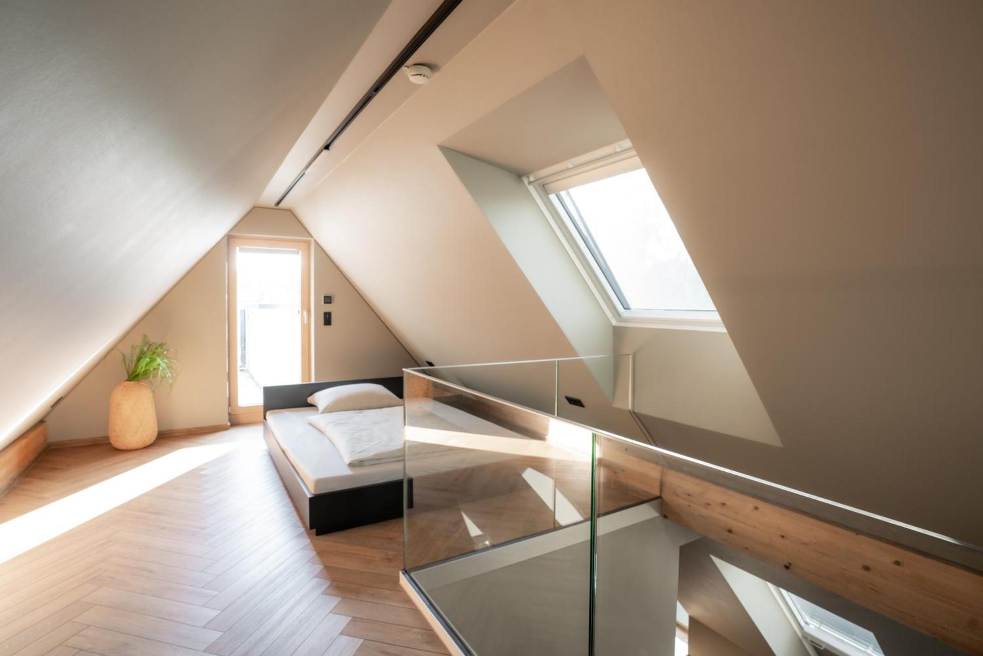Hotel Nice Laupheim Εξωτερικό φωτογραφία