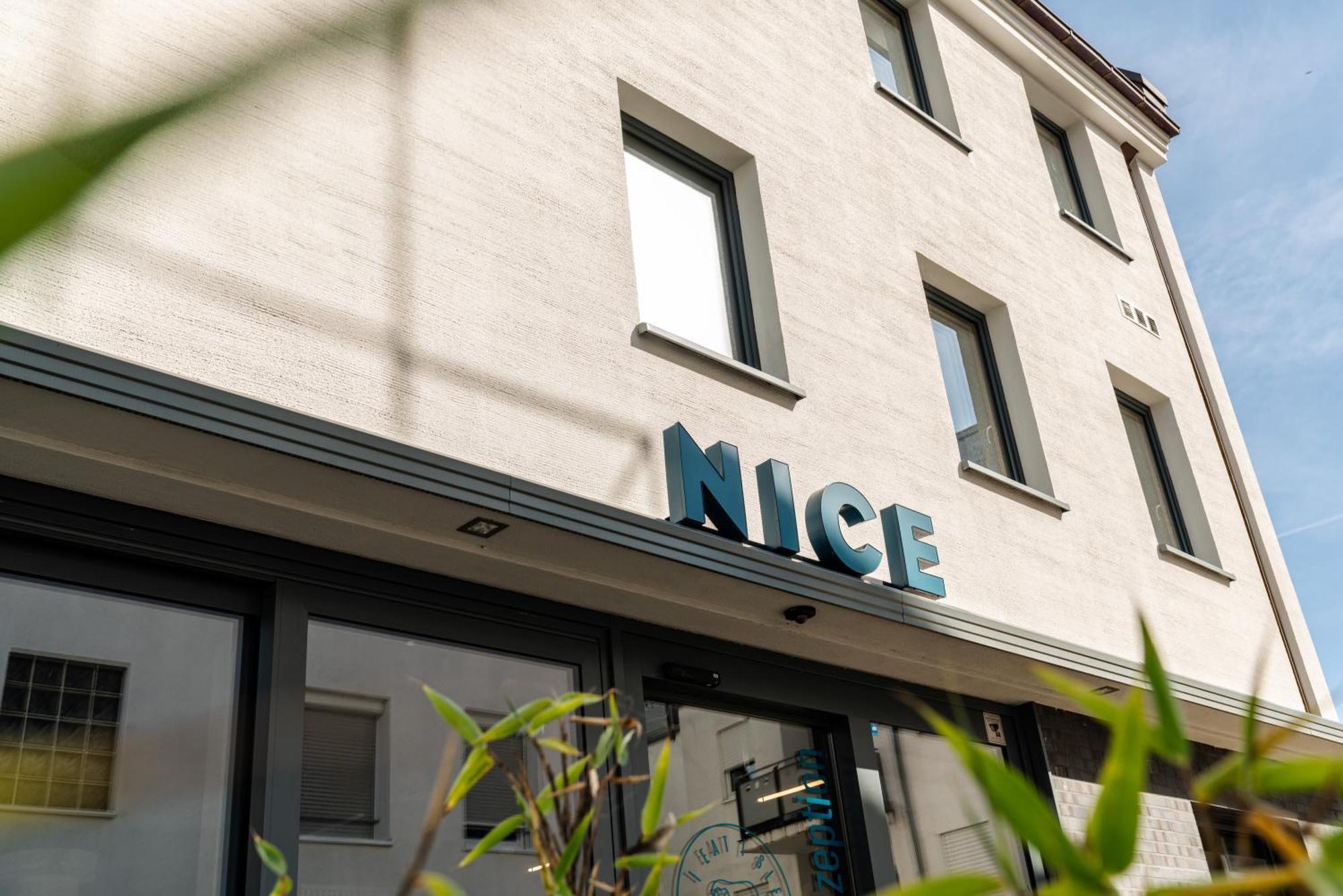 Hotel Nice Laupheim Εξωτερικό φωτογραφία