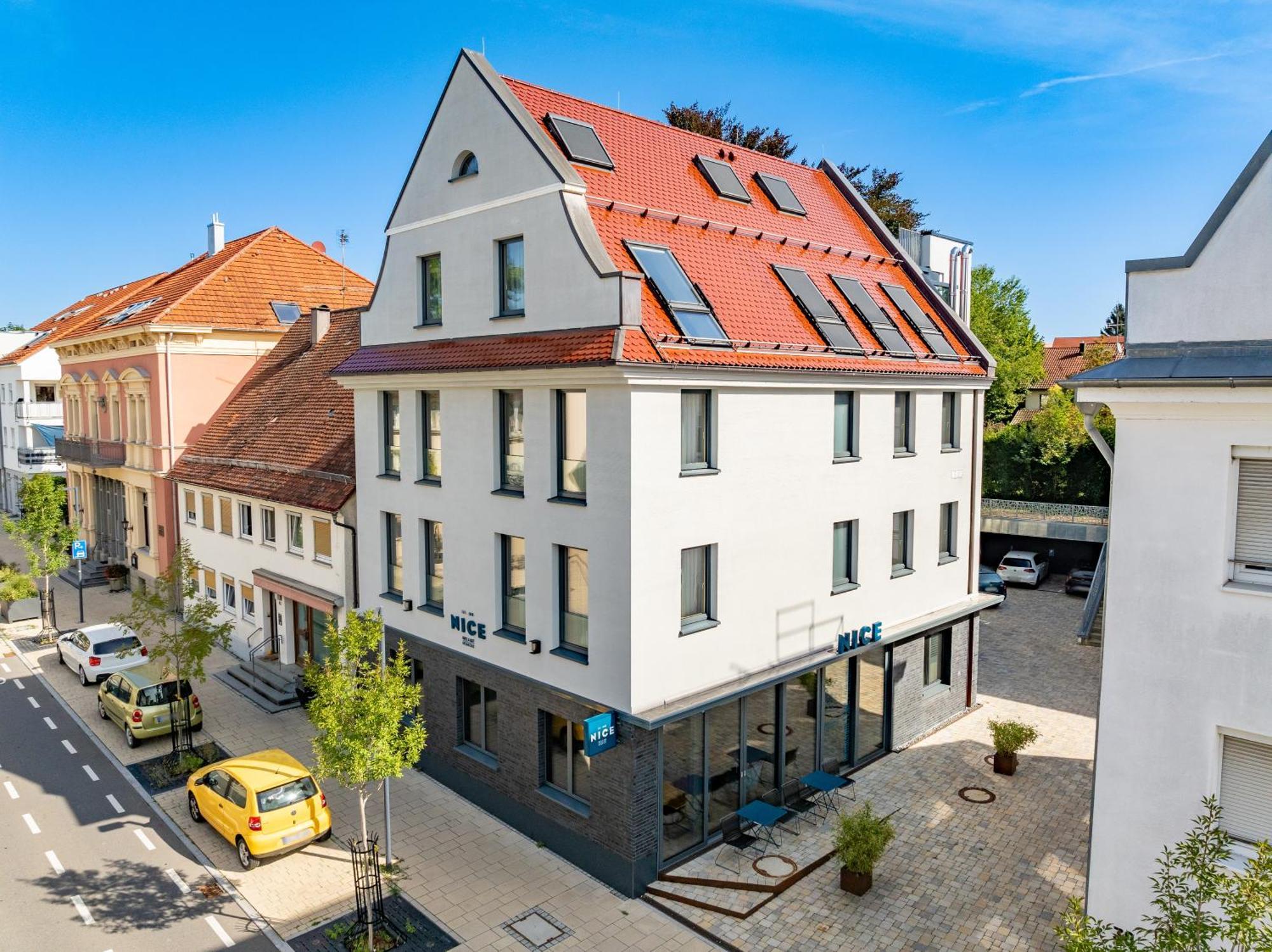 Hotel Nice Laupheim Εξωτερικό φωτογραφία